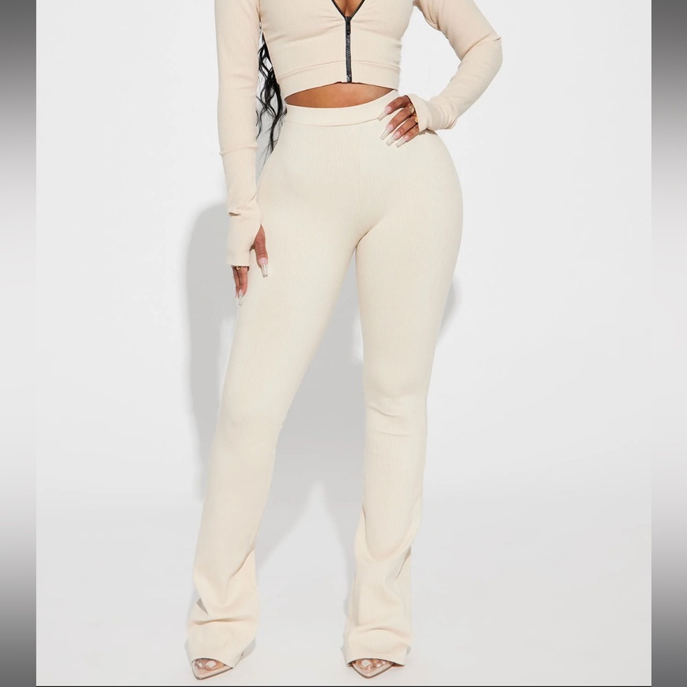 Snatched Ribbed Pants - Picture 3 of 3